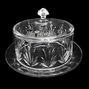 ✨ Crystal Bohemia “Tulip” Cheese/Cake Plate with Lid – 23 cm | New ✨